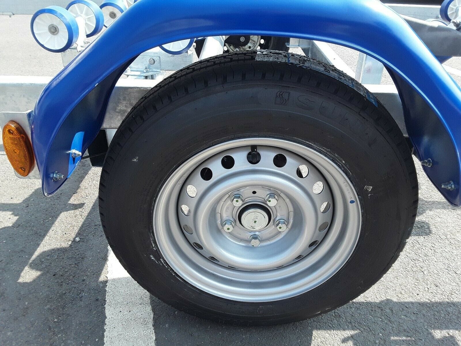 Sun Way Galaxy Boat Trailer Single-Axle Braked - G820M16 - Image 11